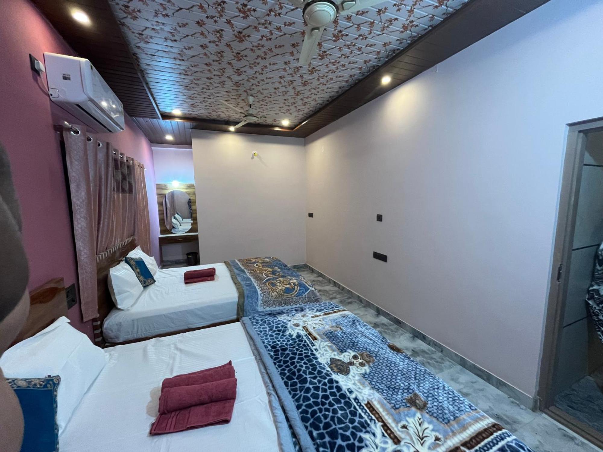 Manoj Homestay Hampi Eksteriør billede