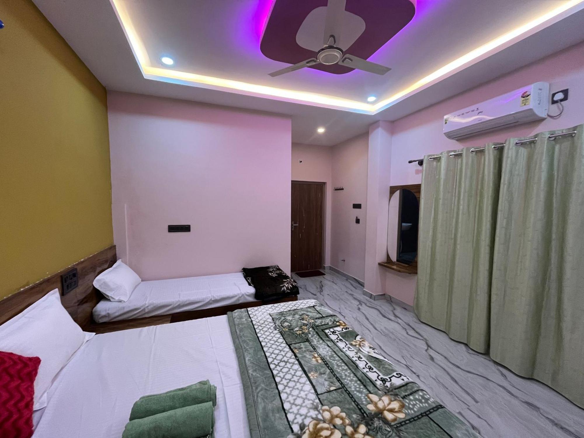 Manoj Homestay Hampi Eksteriør billede