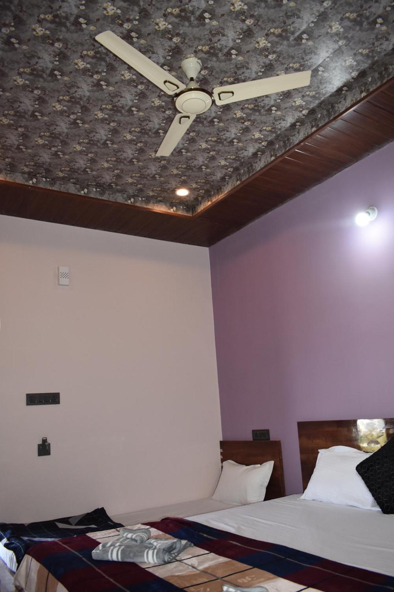 Manoj Homestay Hampi Eksteriør billede